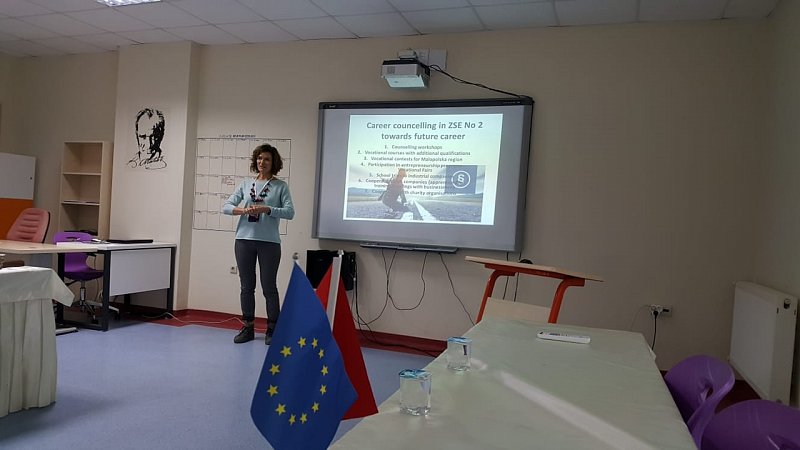 2018-12-11 Erasmus+