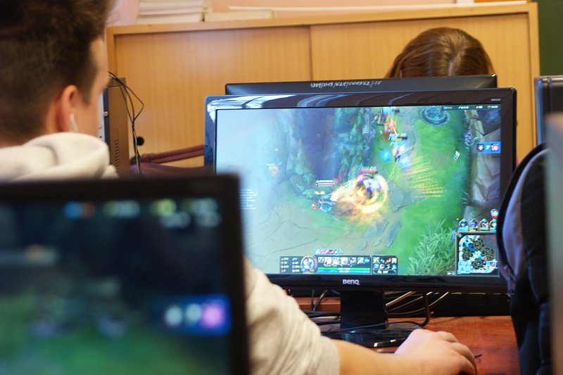 2018-12-01 Turniej e-sportu